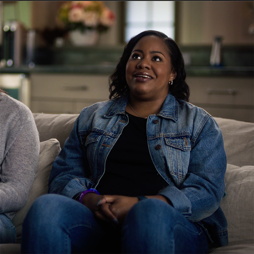 Photo of Emma and Jaymie talking